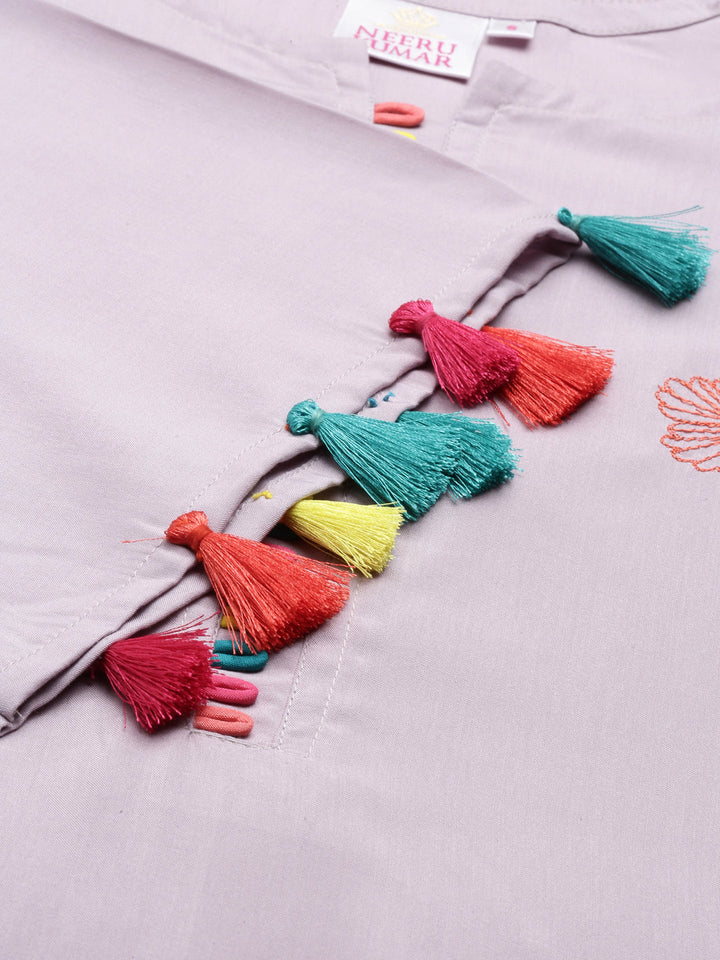 Neerus Grey Viscose Rayon Thread Embroidered A-Line Kurti - detail view 4