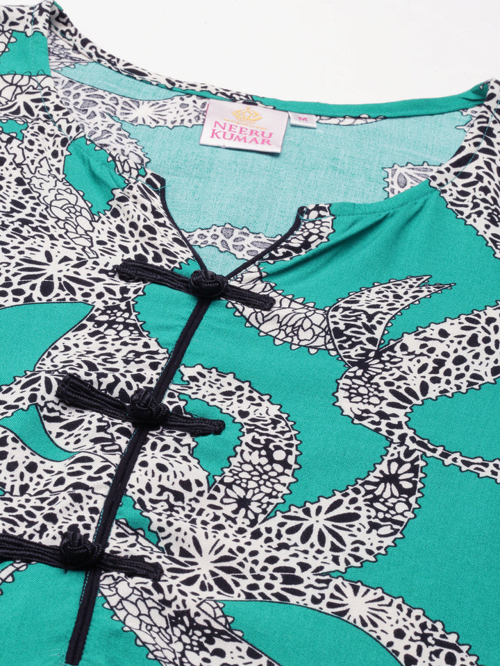 Neerus Green cotton printed curved kurti - detail view 3