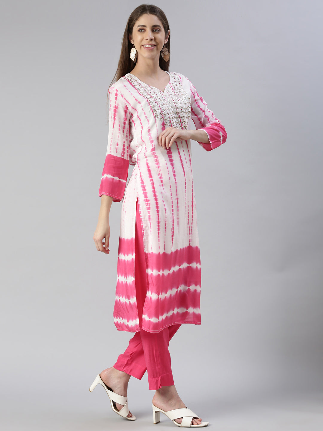 Neerus Pink muslin printed kurta set with trouser and dupatta - back view