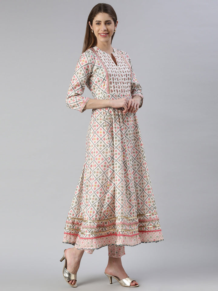 Neerus Multi printed straight kurta set with trouser and dupatta - back view