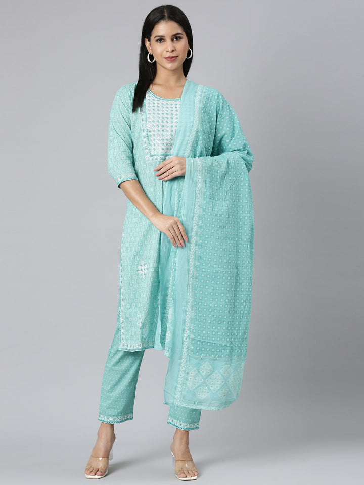 Neerus Blue printed straight suit set - detail view 2