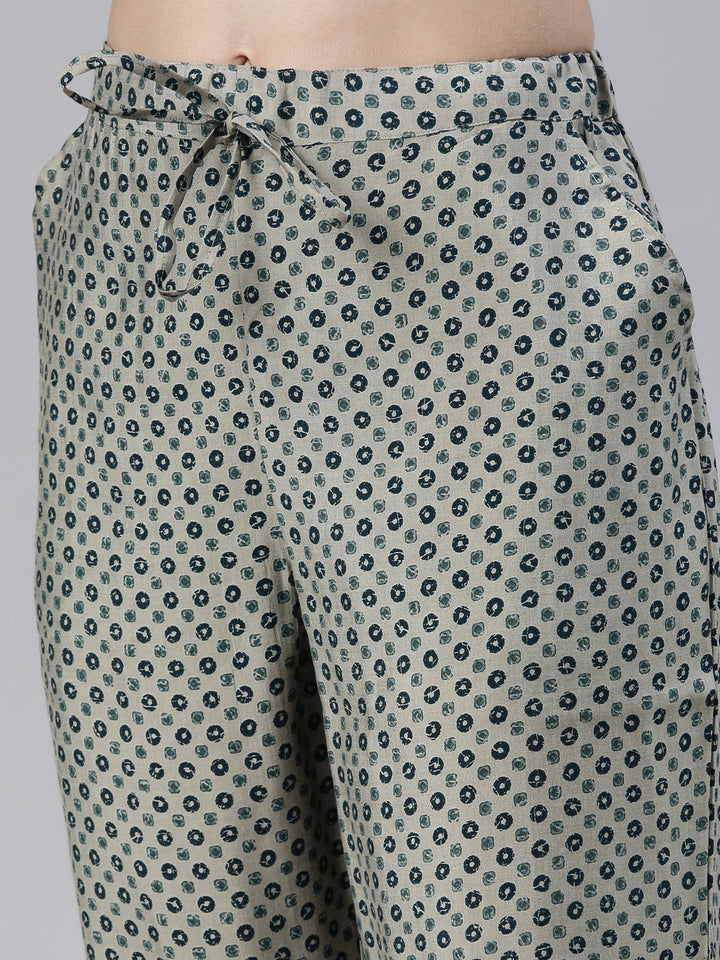 Neerus Green printed kurta set with trouser and dupatta - detail view 3