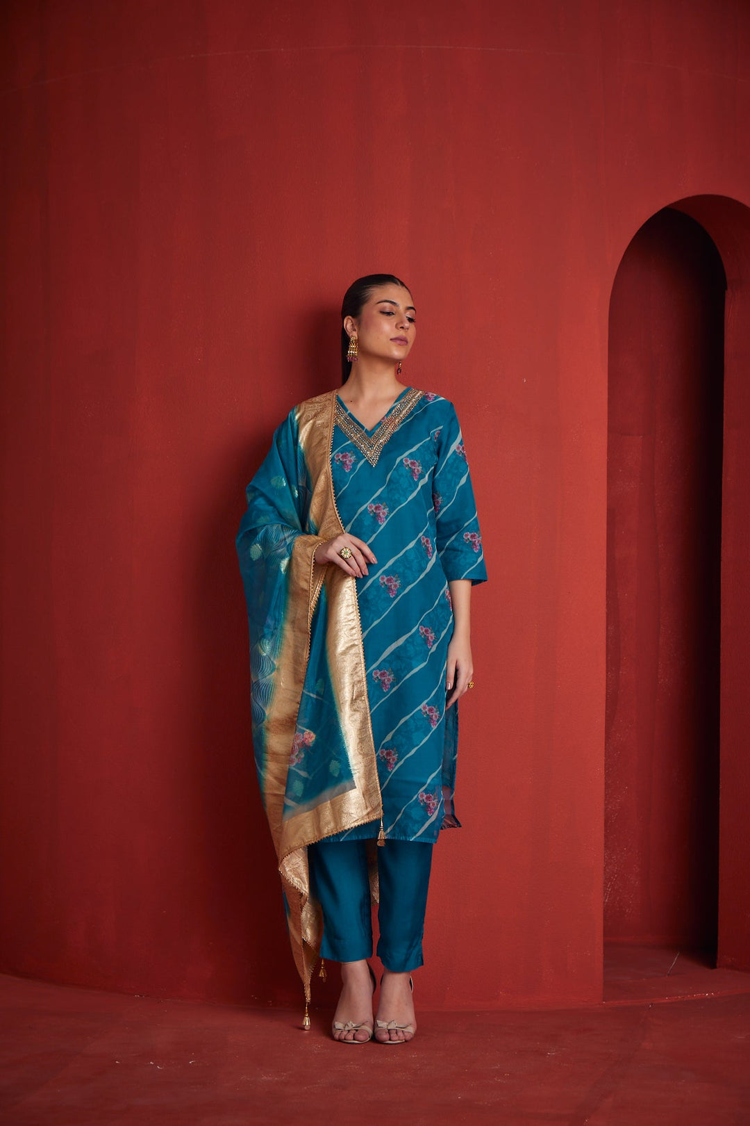 Neerus Green Chanderi straight kurta set - detail view 1