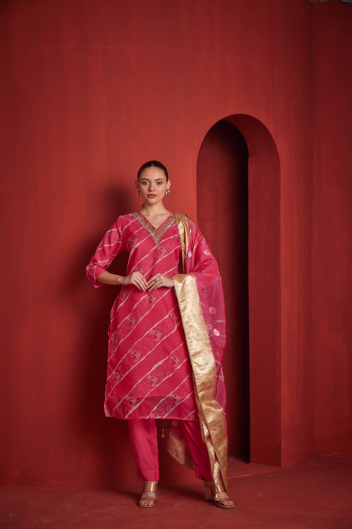 Neerus Red Chanderi printed kurta set - front view