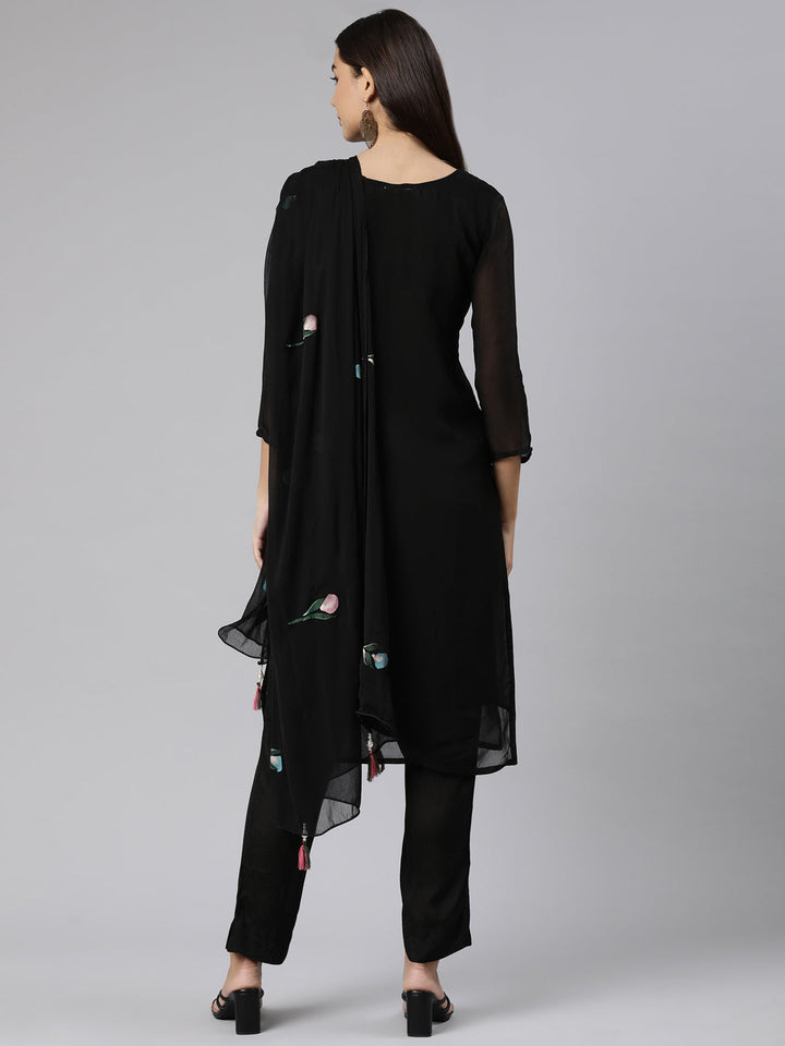 Neerus Black printed floral straight suit set - side view