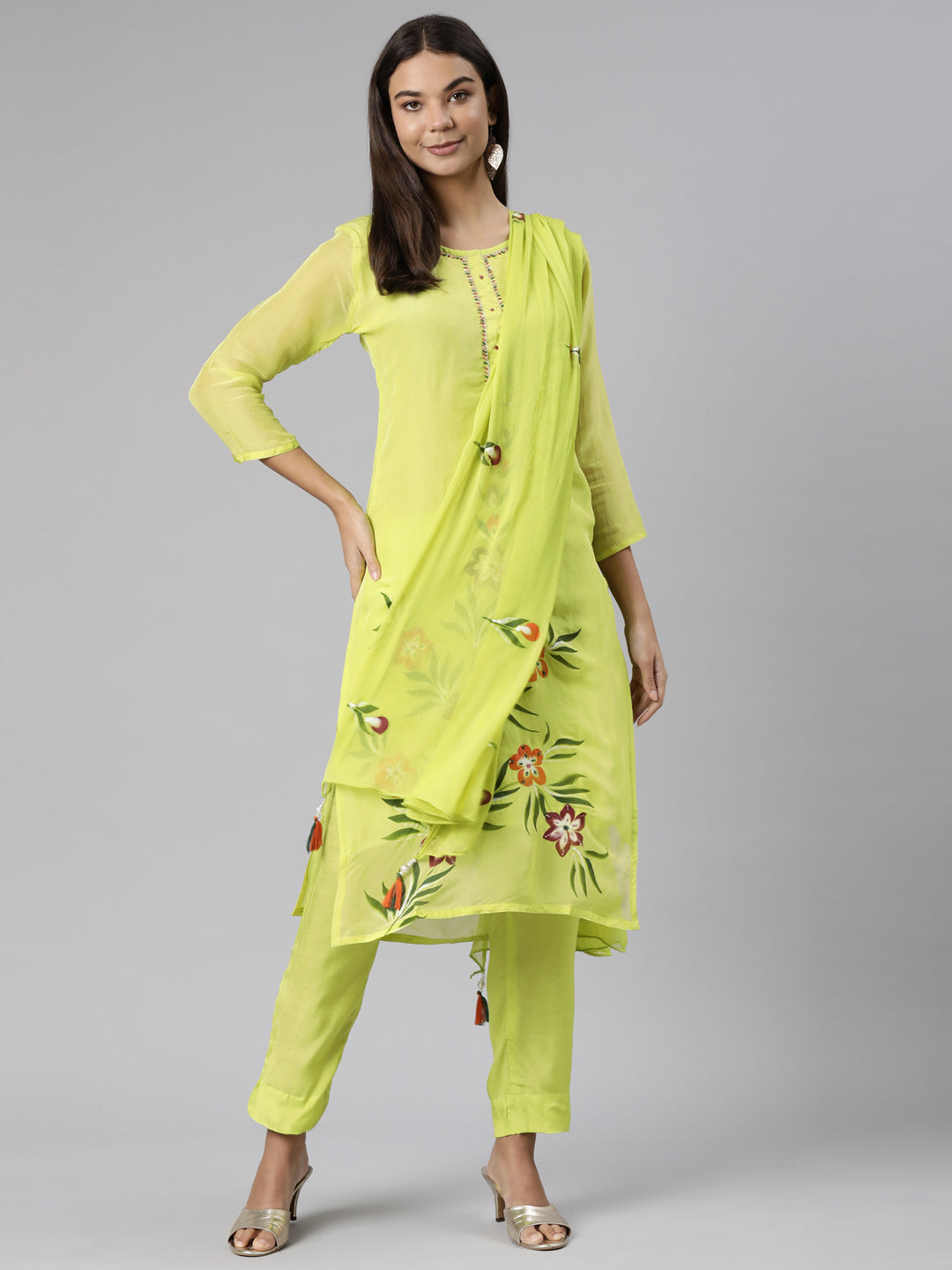 Neerus Green organza printed suit set - detail view 2