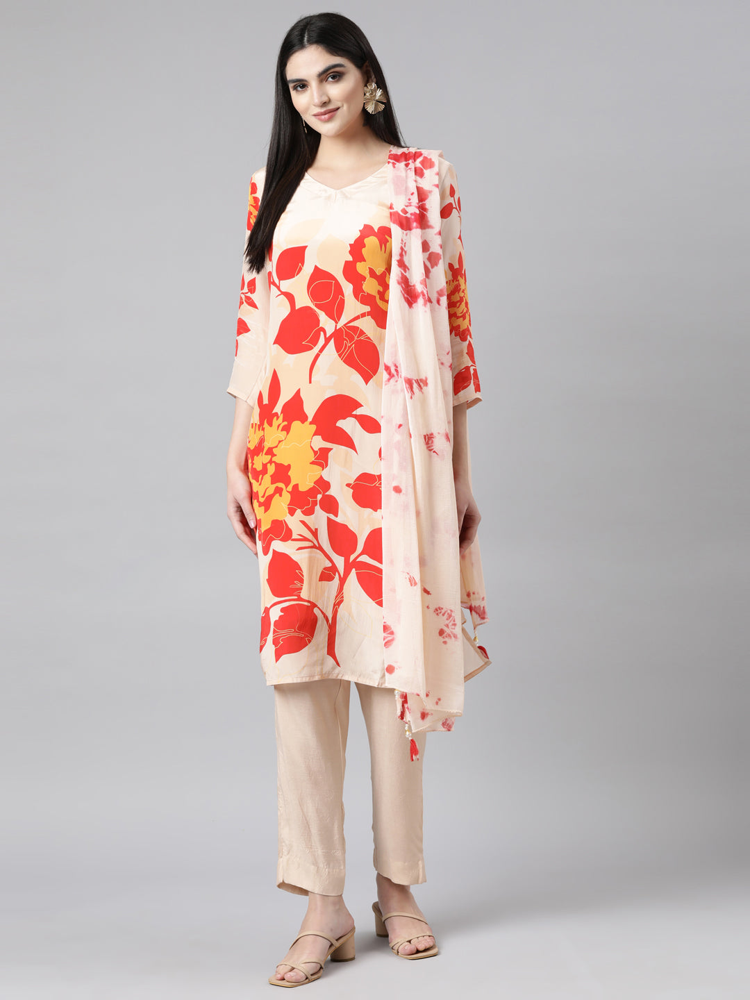 Neerus Beige muslin printed suit set - detail view 2