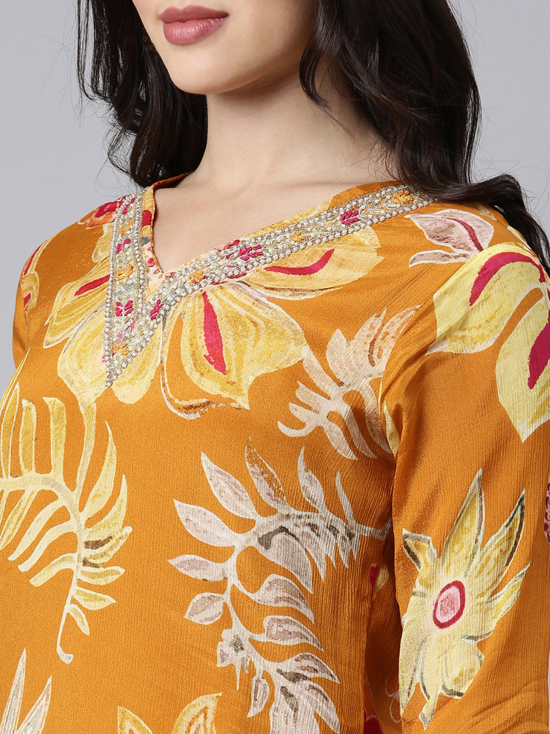 Neerus Gold Chinon Printed Suit Set - side view