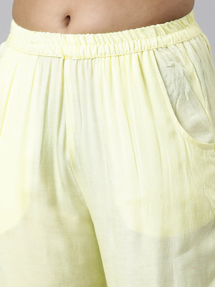 Neerus Yellow Chanderi Cotton Printed Kurta Set - detail view 3