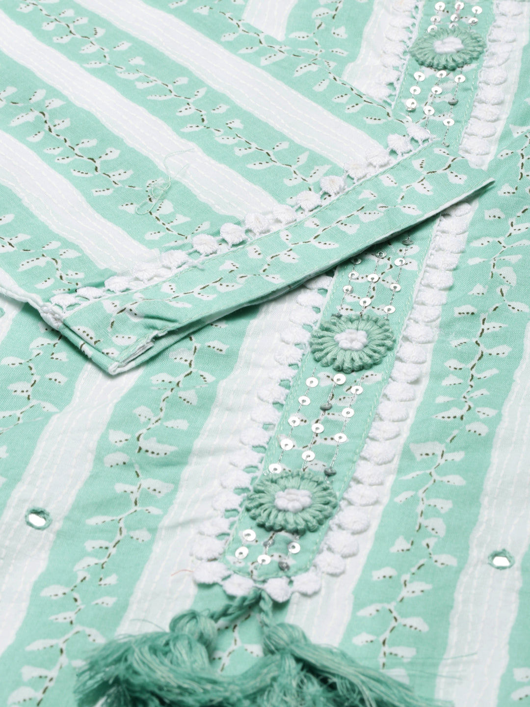 Neerus Green cotton solid kurta set with trouser and dupatta - detail view 2