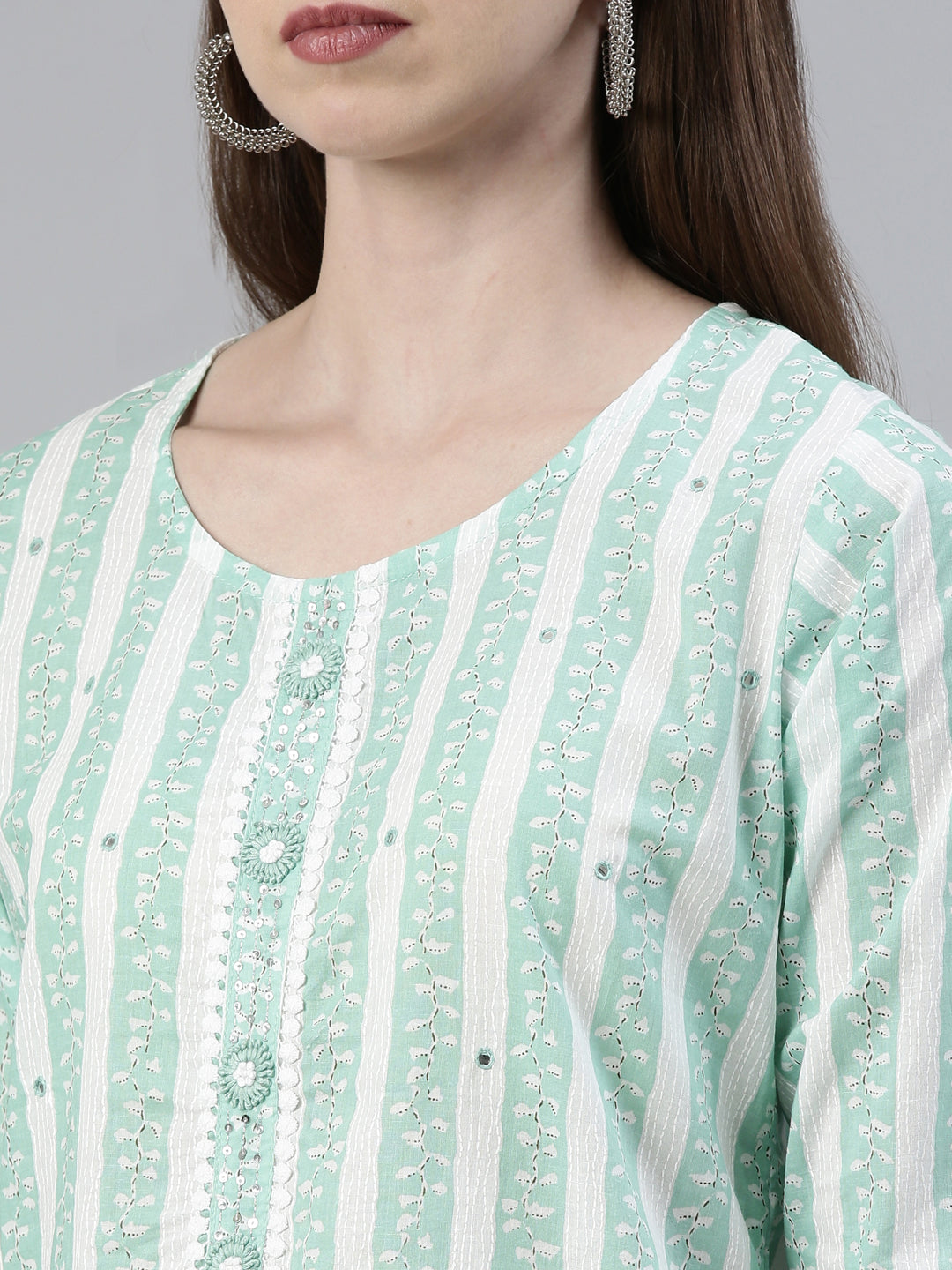 Neerus Green cotton solid kurta set with trouser and dupatta - detail view 1