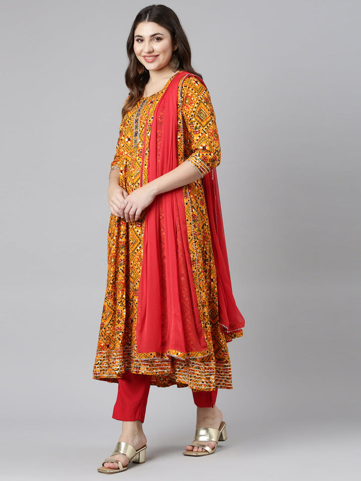Neerus Yellow printed straight kurta set with dupatta - detail view 2