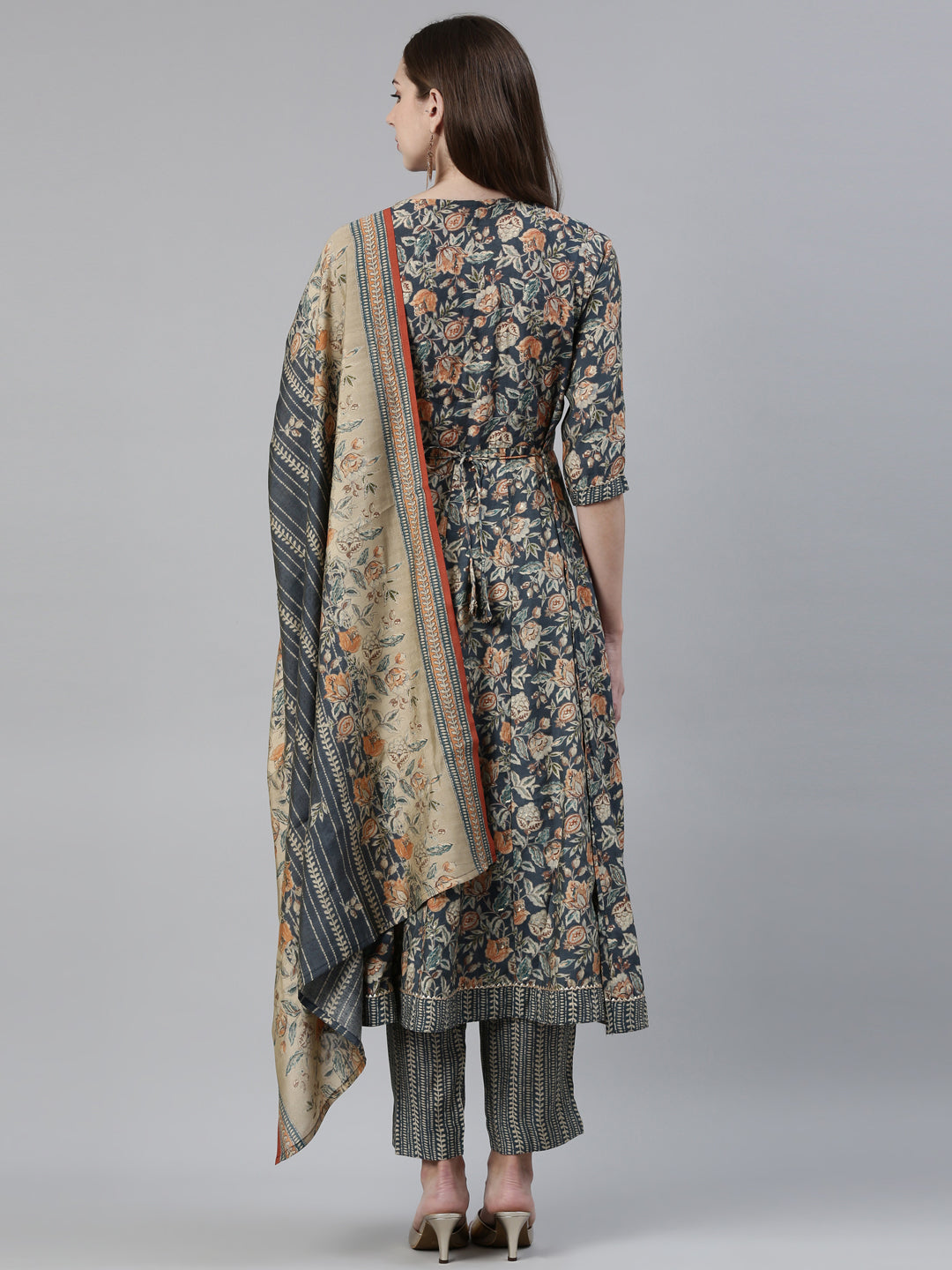 Neerus Grey printed kurta set with trouser and dupatta - side view