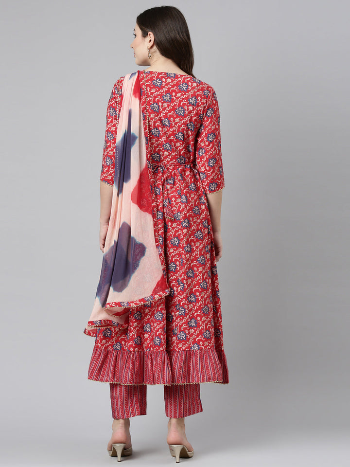 Neerus Red printed straight kurta set with dupatta - side view
