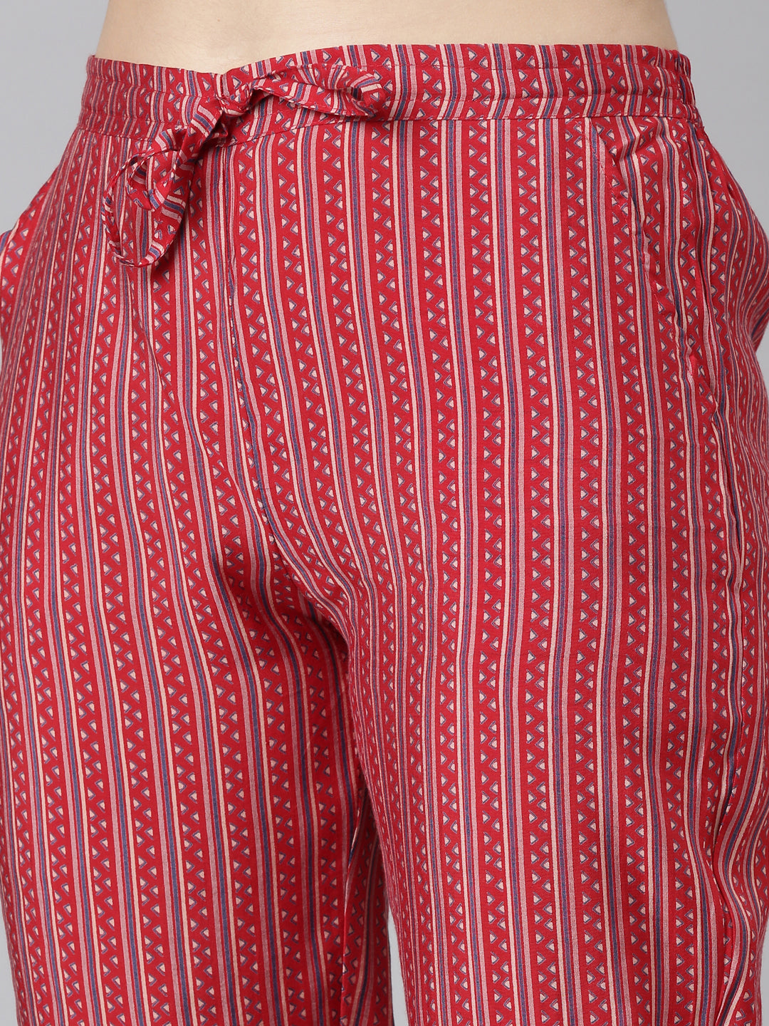 Neerus Red printed straight kurta set with dupatta - detail view 3