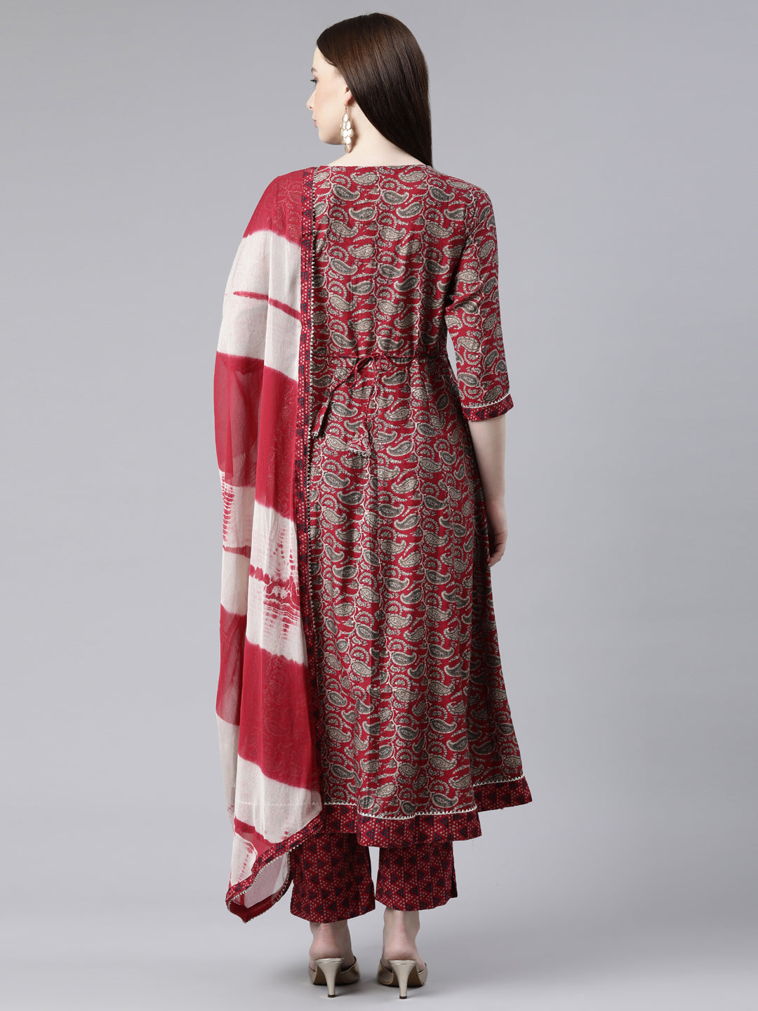 Neerus Pink printed kurta set with trouser and dupatta - side view