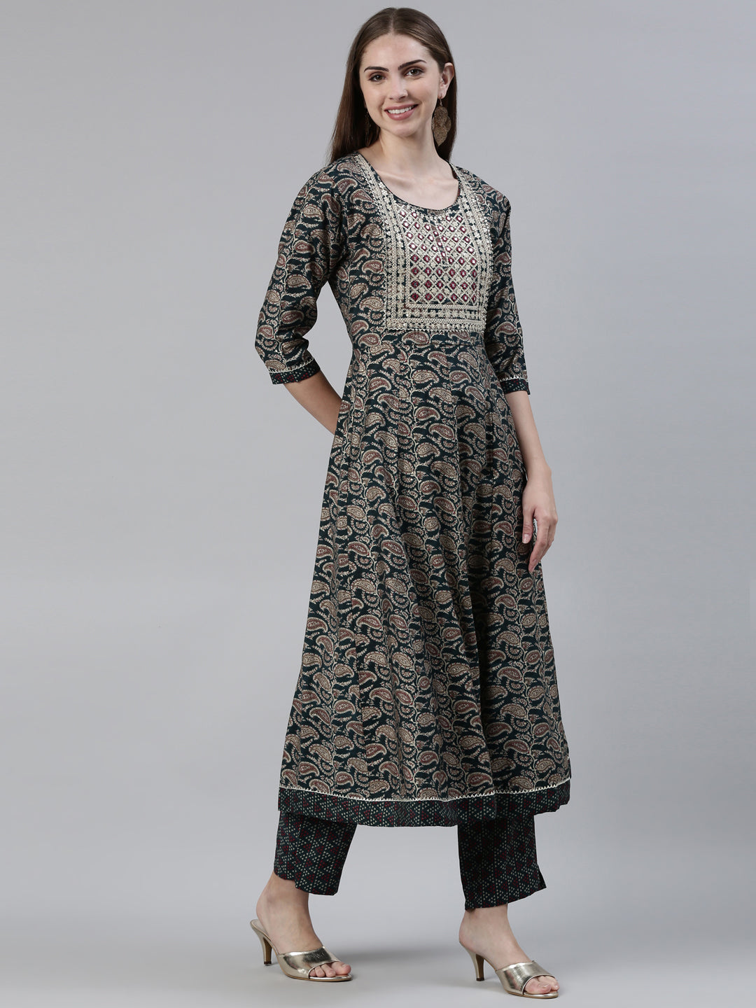 Neerus Green viscose rayon printed anarkali kurta set - back view