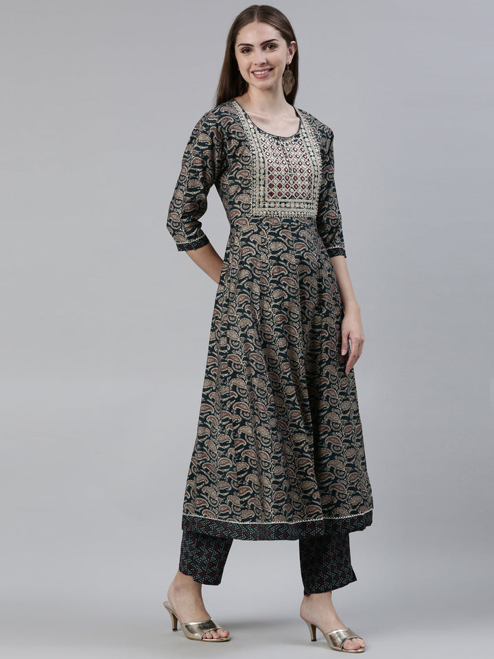 Neerus Green viscose rayon printed anarkali kurta set - back view