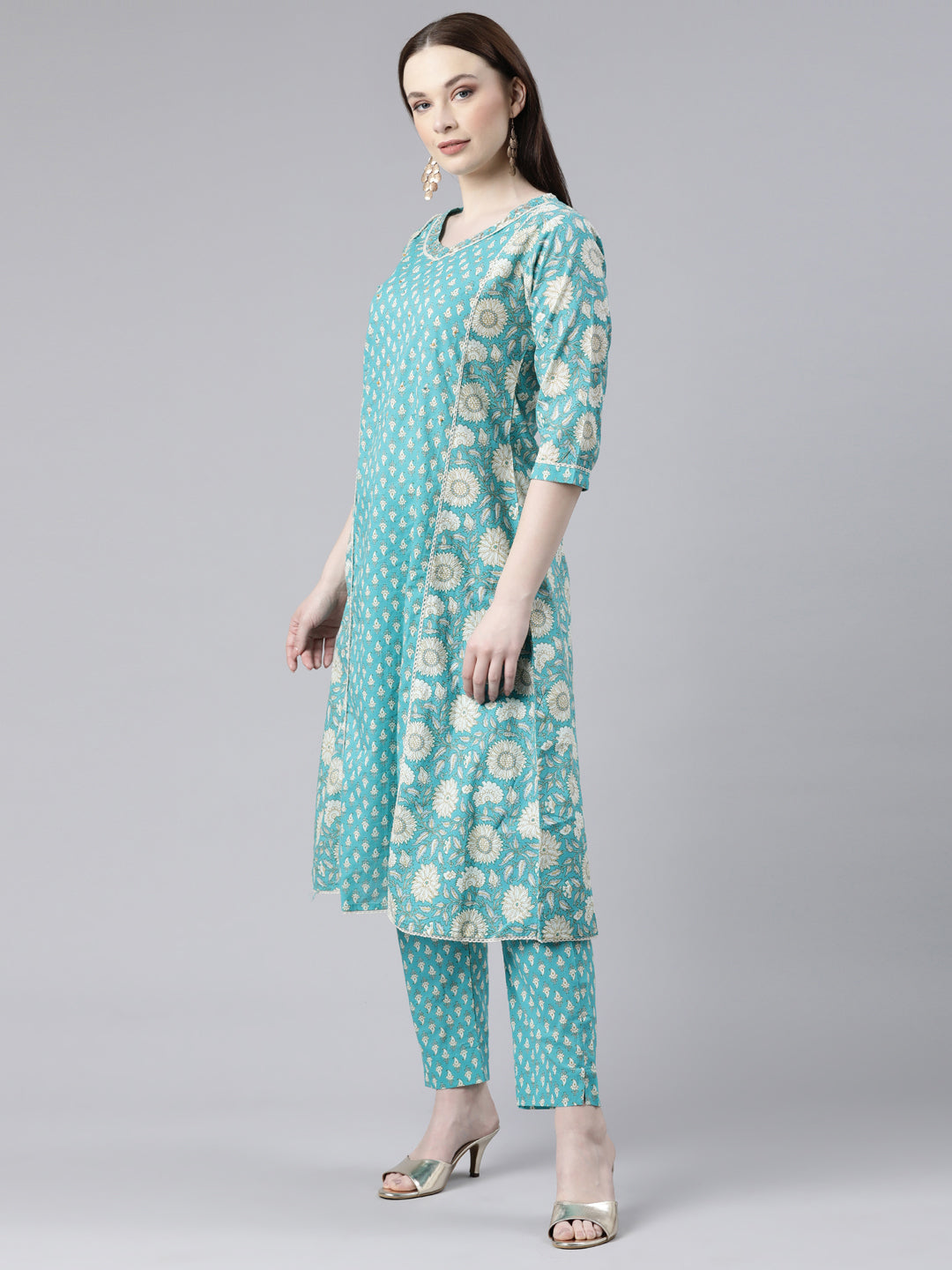 Neerus Green cotton printed kurta set with trouser and dupatta - back view