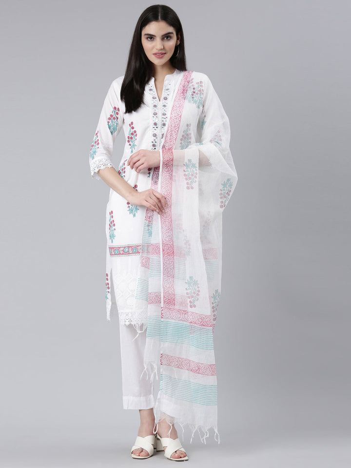 Neerus Purple cotton printed kurta set with dupatta - detail view 2