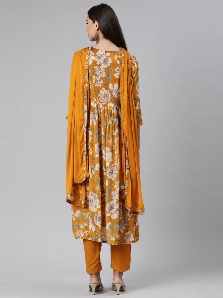 Neerus Yellow printed floral suit set - side view