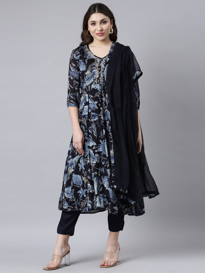 Neerus Blue printed floral suit set - front view