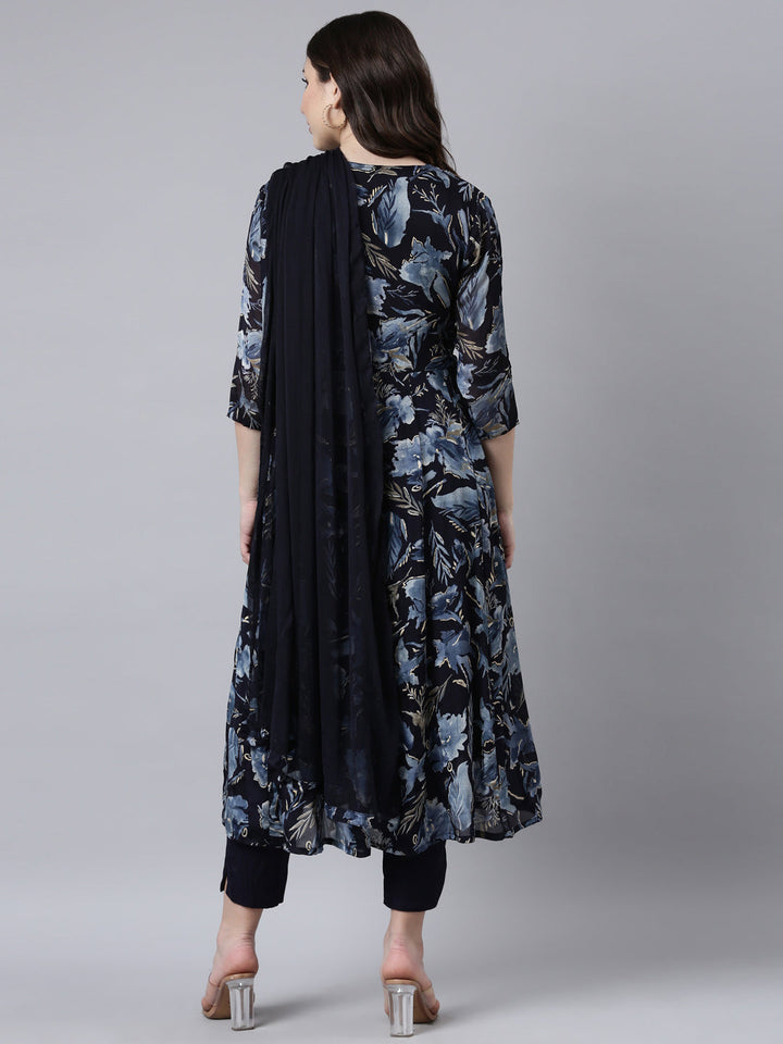 Neerus Blue printed floral suit set - side view