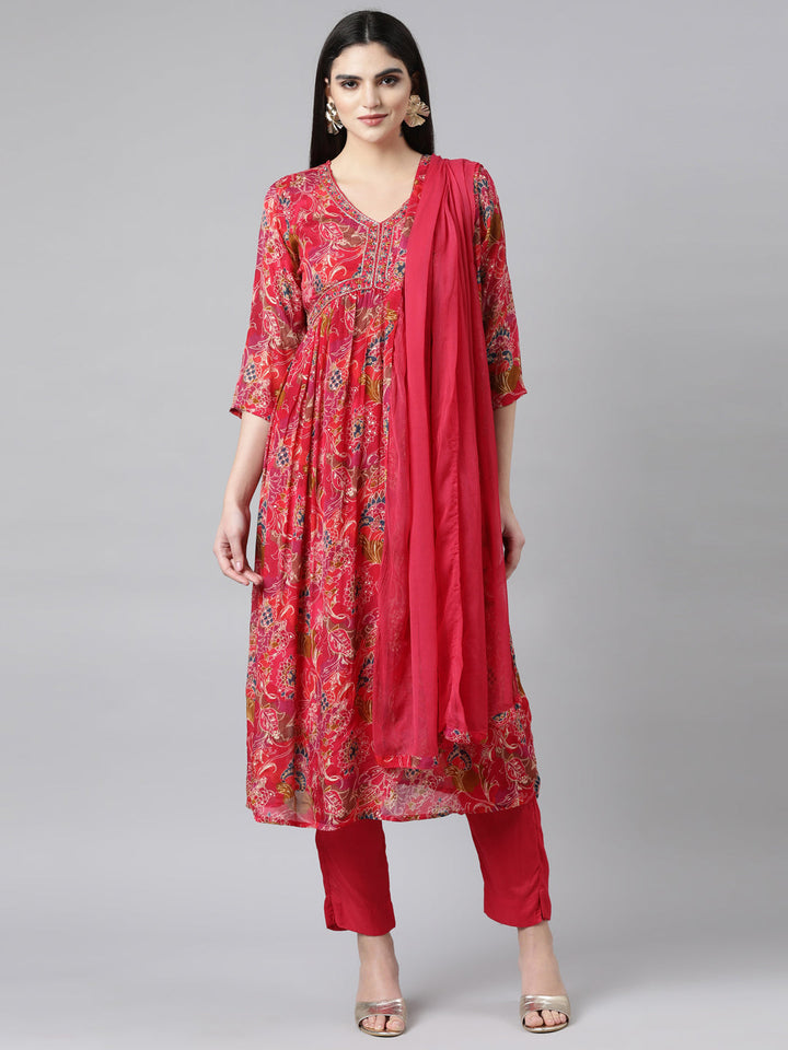 Neerus Pink floral printed straight suit set - detail view 2
