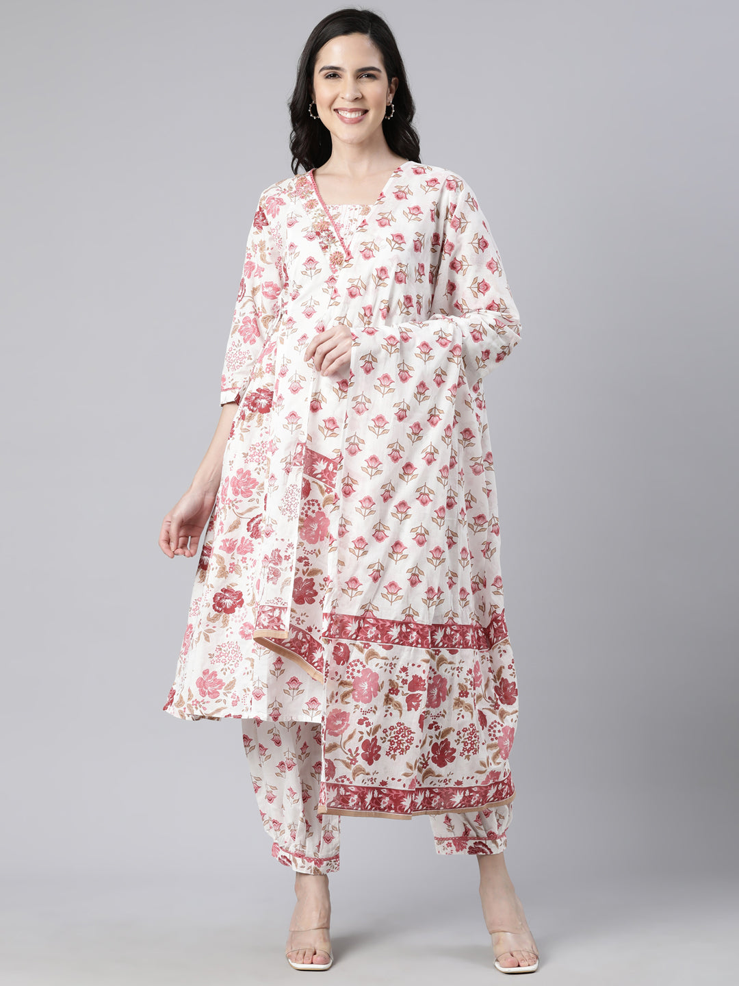 Neerus Pink cotton printed suit set - front view