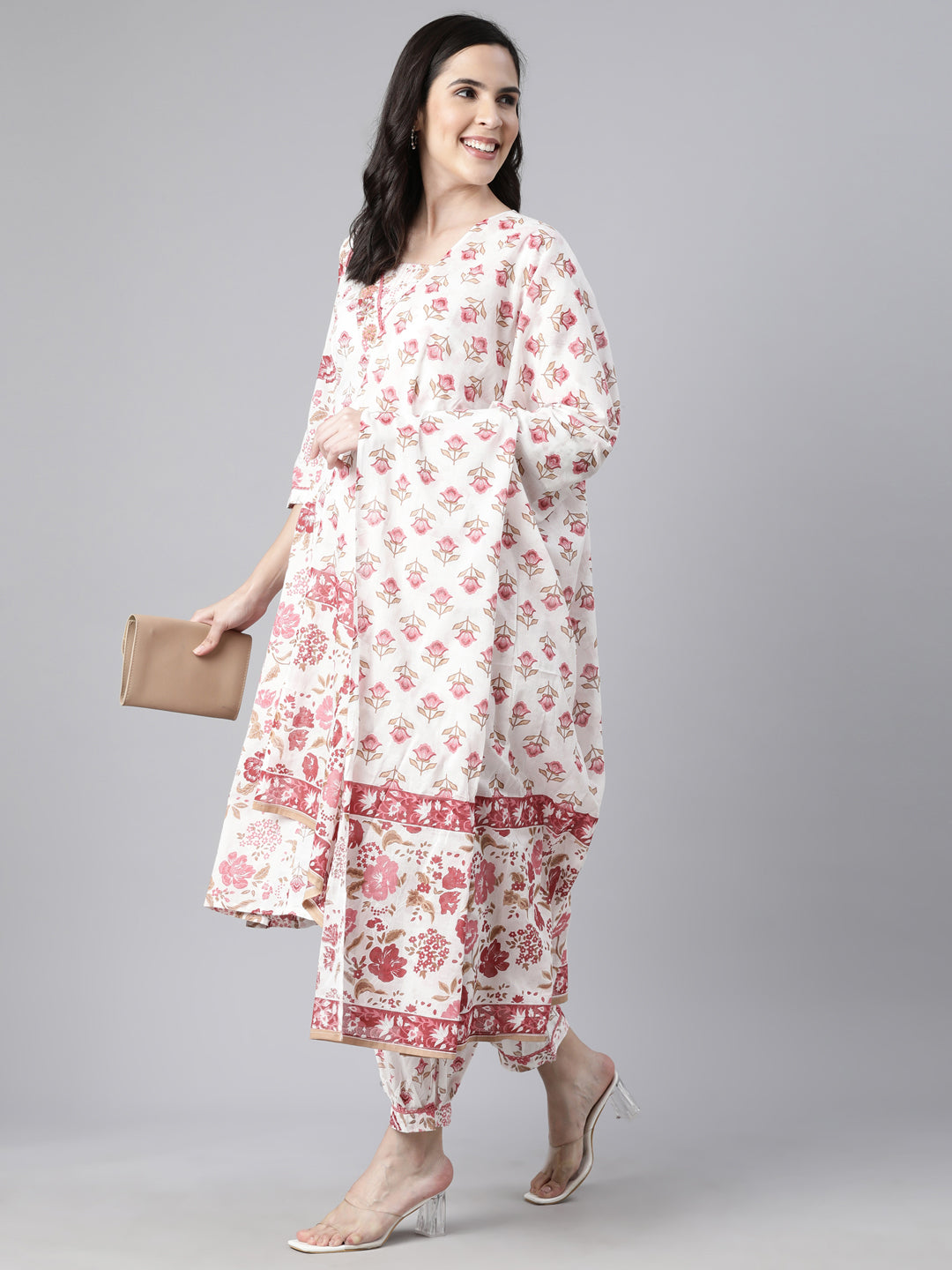 Neerus Pink cotton printed suit set - detail view 2