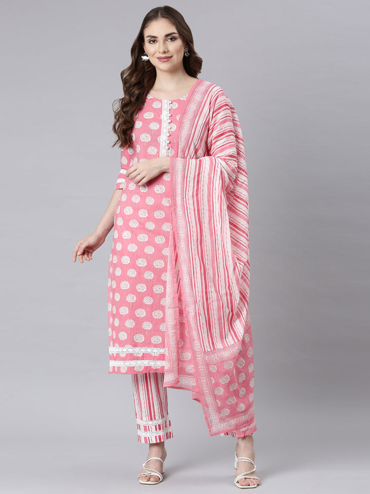 Neerus Rose Panelled Straight Floral Kurta And Trousers With Dupatta