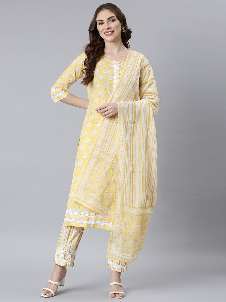 Neerus Yellow cotton printed suit set panelled straight kurta with dupatta - detail view 2