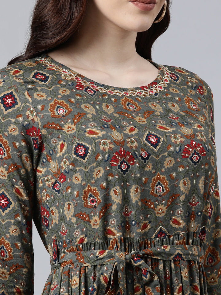 Neerus Grey printed Anarkali kurta - detail view 1
