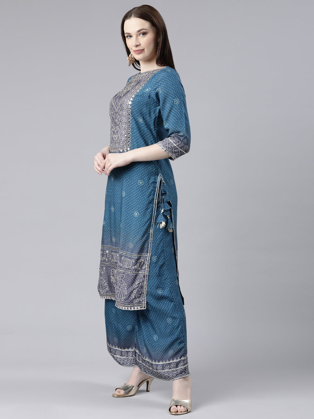 Neerus Green Viscose Rayon Printed Kurta Set with Palazzo and Dupatta - back view