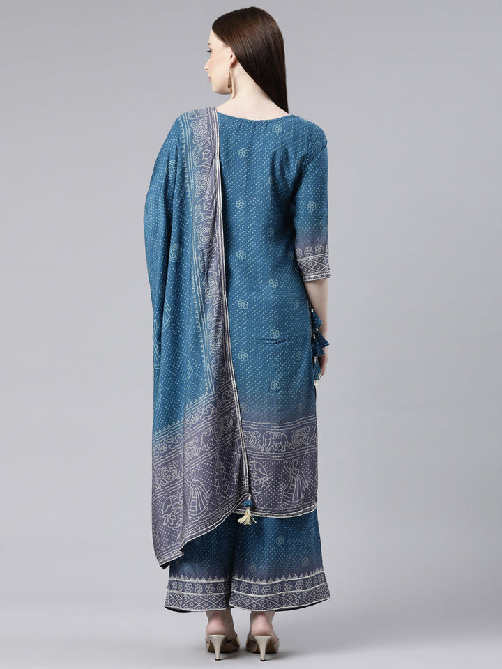 Neerus Green Viscose Rayon Printed Kurta Set with Palazzo and Dupatta - side view