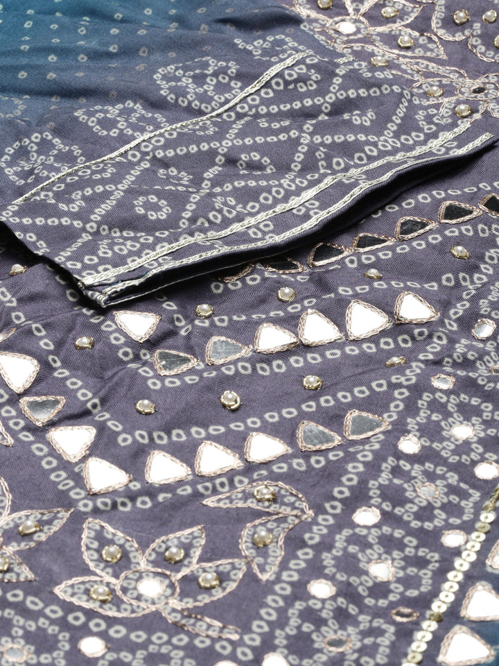 Neerus Green Viscose Rayon Printed Kurta Set with Palazzo and Dupatta - detail view 2