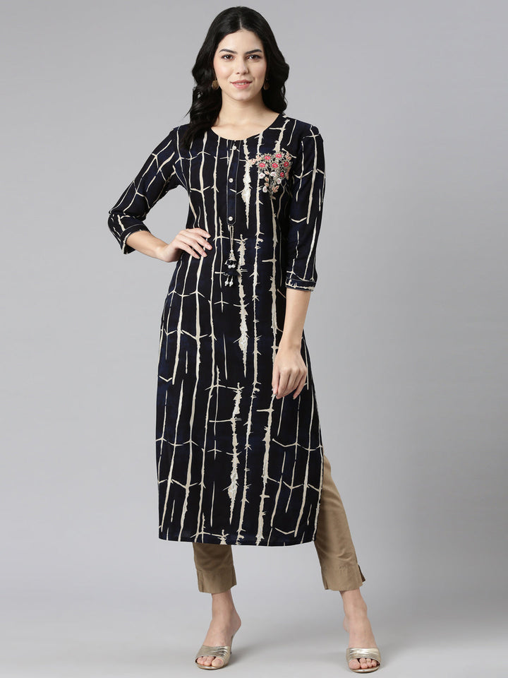 Neerus Blue printed straight kurti - detail view 2