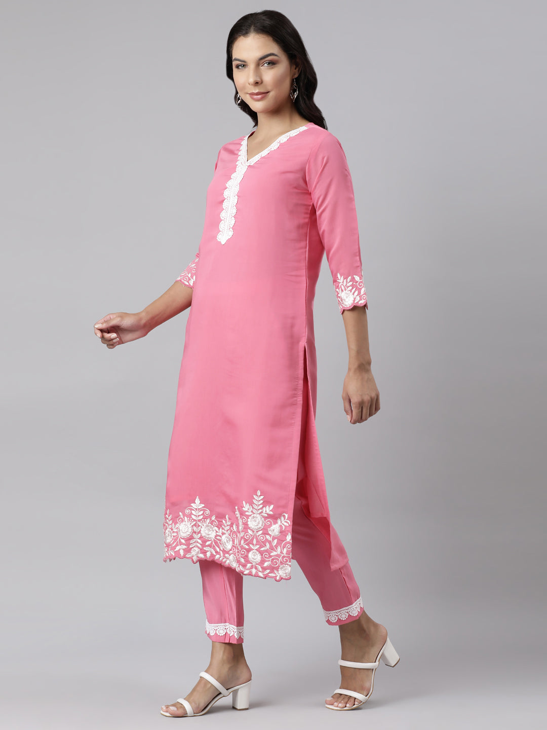 Neerus Pink straight suit set panelled yoke kurta with dupatta - back view