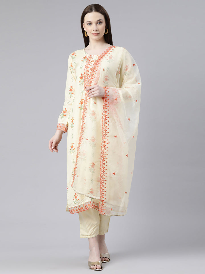 Neerus Green Viscose Rayon Embroidered Kurta Set - front view