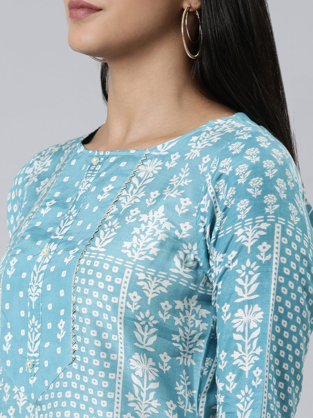 Neerus Green viscose rayon printed kurta set with palazzo - detail view 2