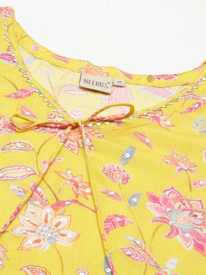 Neerus Yellow cotton printed kurti - detail view 3