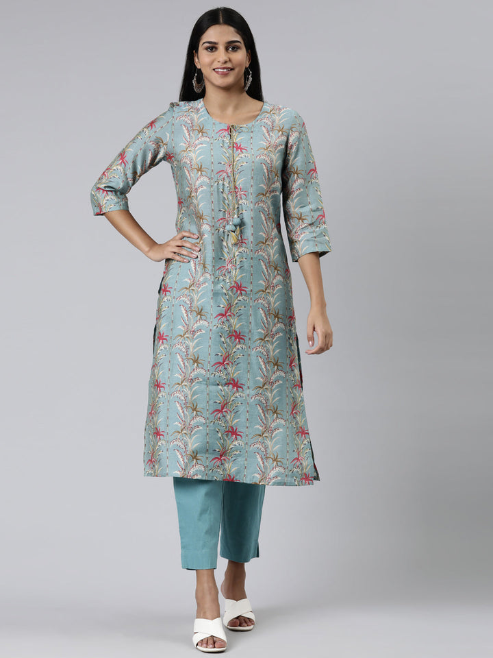 Neerus Green cotton printed kurta set with trousers - front view