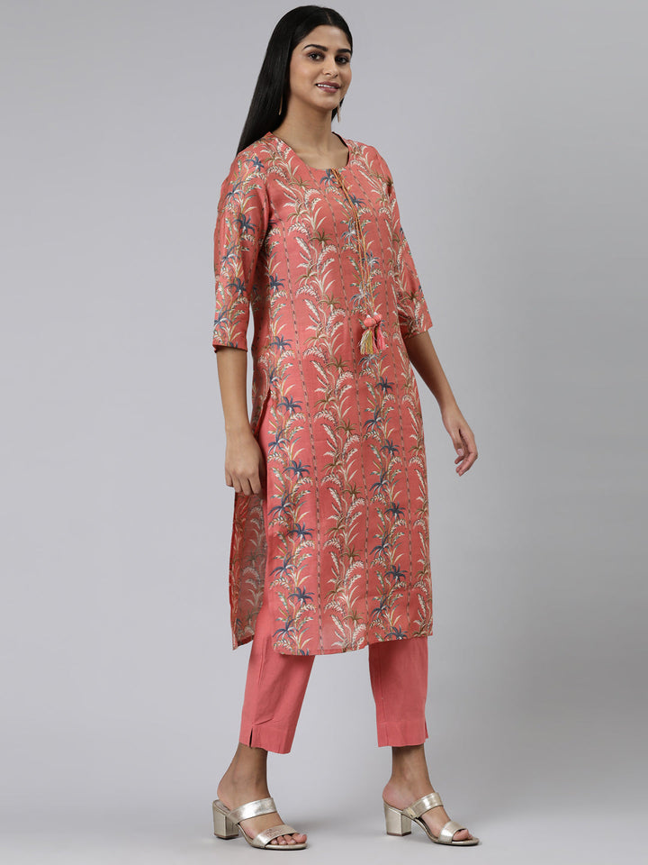 Neerus Pink printed kurta set with solid trousers - back view
