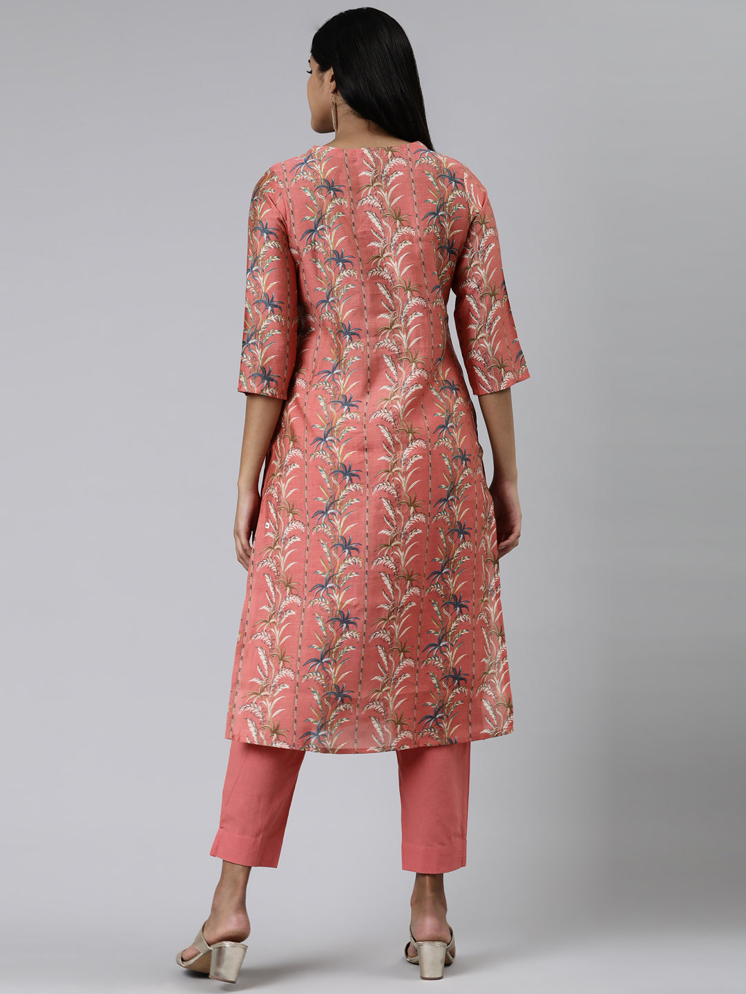 Neerus Pink printed kurta set with solid trousers - side view