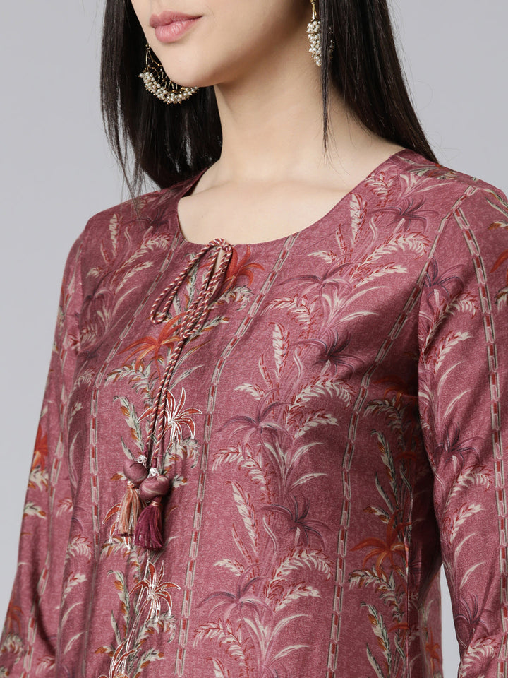 Neerus Grey printed straight kurta set with trousers - detail view 1