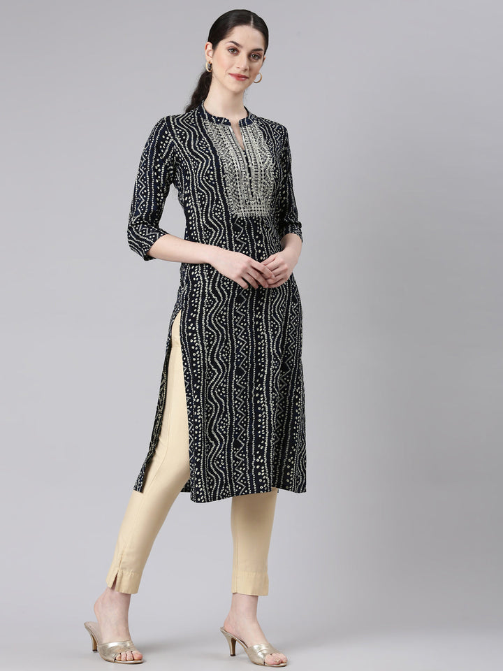 Neerus Blue cotton bandhani printed straight kurta - back view