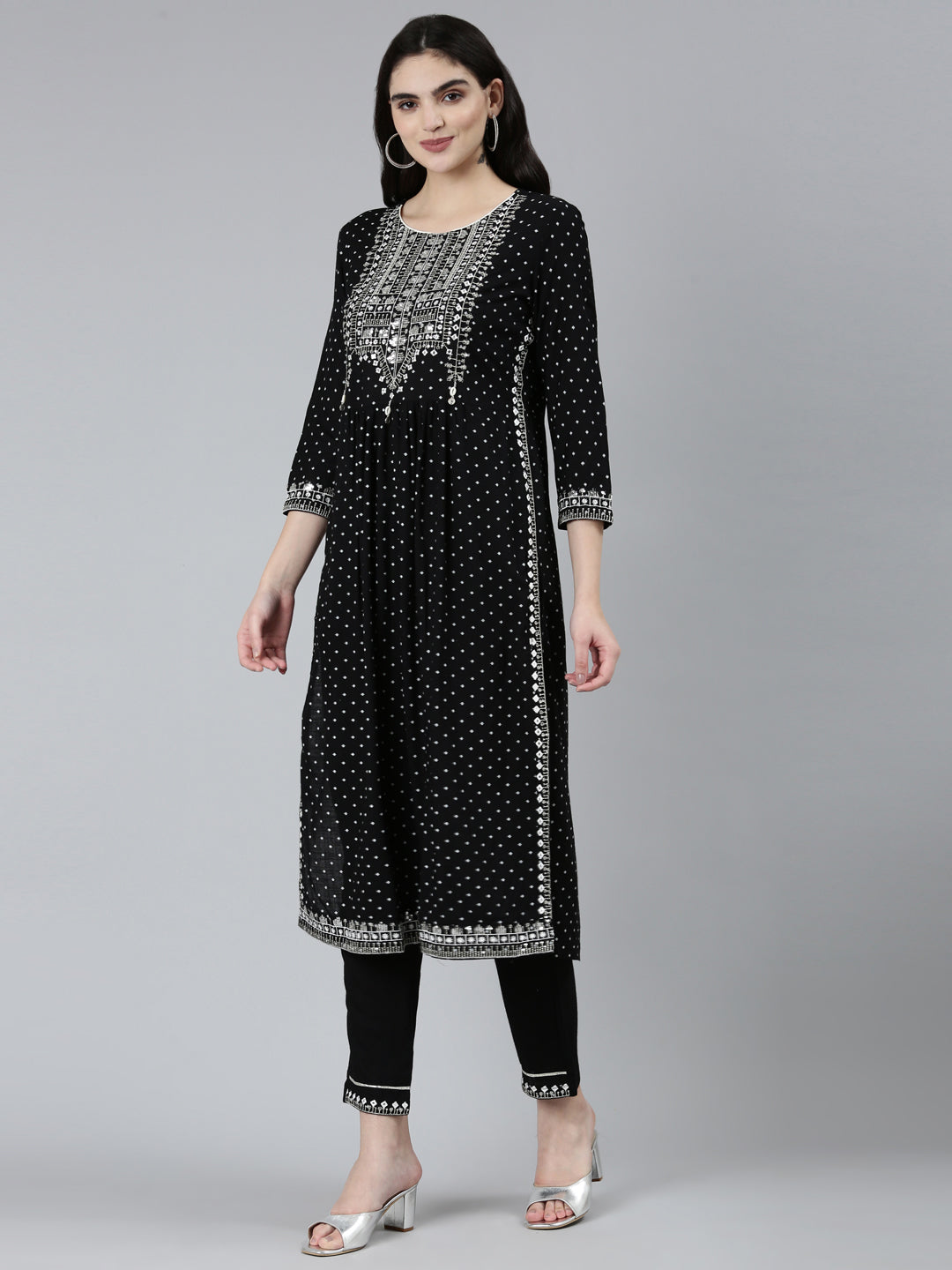 Neerus Black printed floral straight kurta set - back view