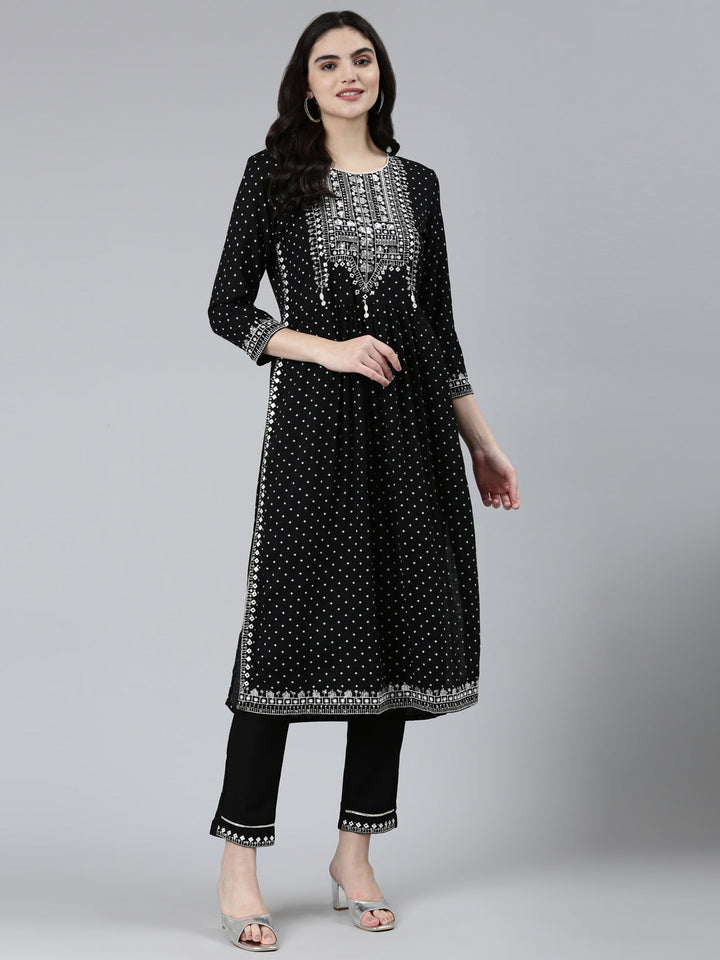 Neerus Black printed floral straight kurta set - detail view 2