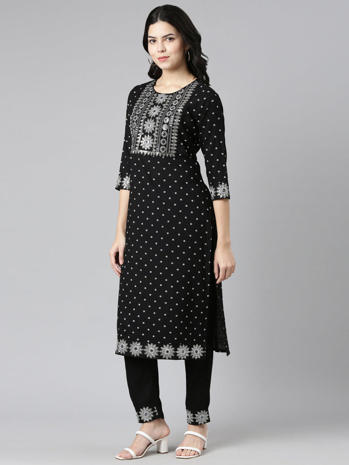 Neerus Black printed straight kurta set with trousers - back view