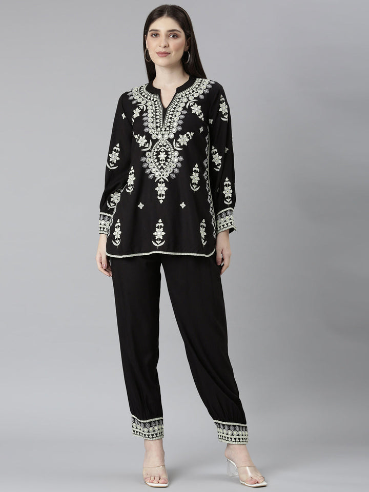 Neerus Black solid straight co-ord set top and trouser - front view